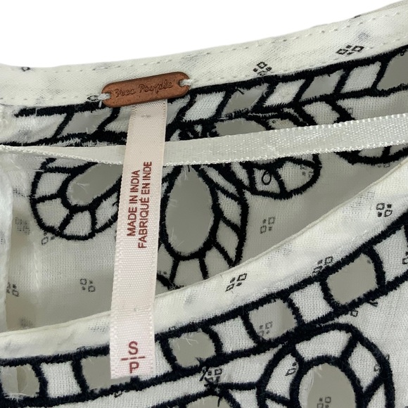 FREE PEOPLE Everything I Know Peasant Top Boho Long Sleeve Top H8 - Picture 9 of 9